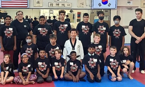 Group photo of all the martial arts attendees